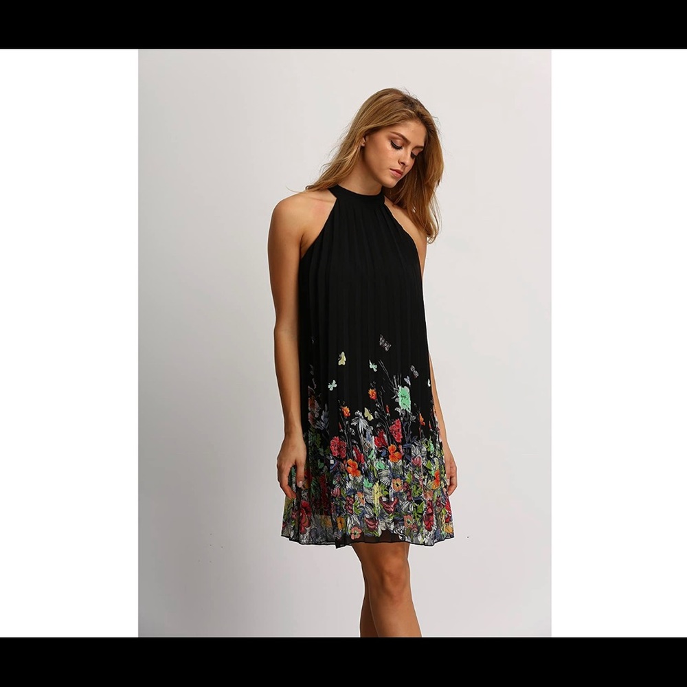 Floral Summer Sleeveless Halter Neck Black Dress - Picture 4 of 11